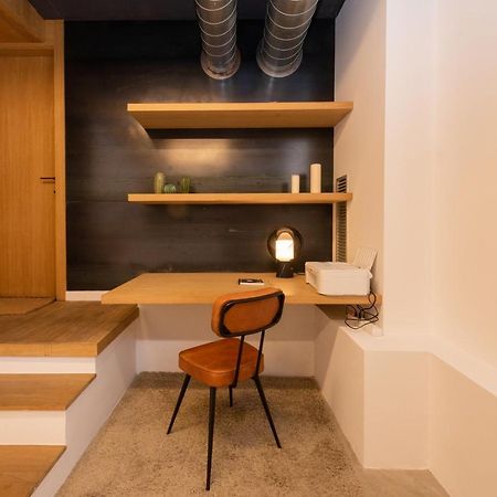 Petit Luxe Loft Apartment Terrassa Exterior photo