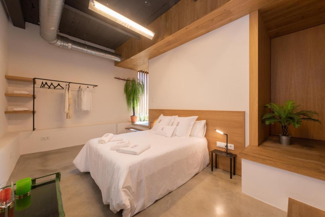 Petit Luxe Loft Apartment Terrassa Exterior photo